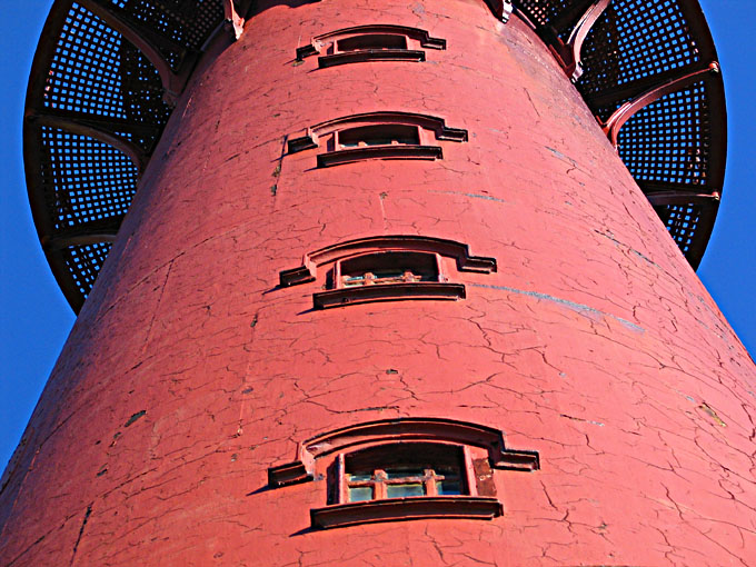 4. Juli 2005 08:52 Leuchtturm  [Canon G5]