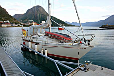 c 15. August 2006   15:42   Öksfjord